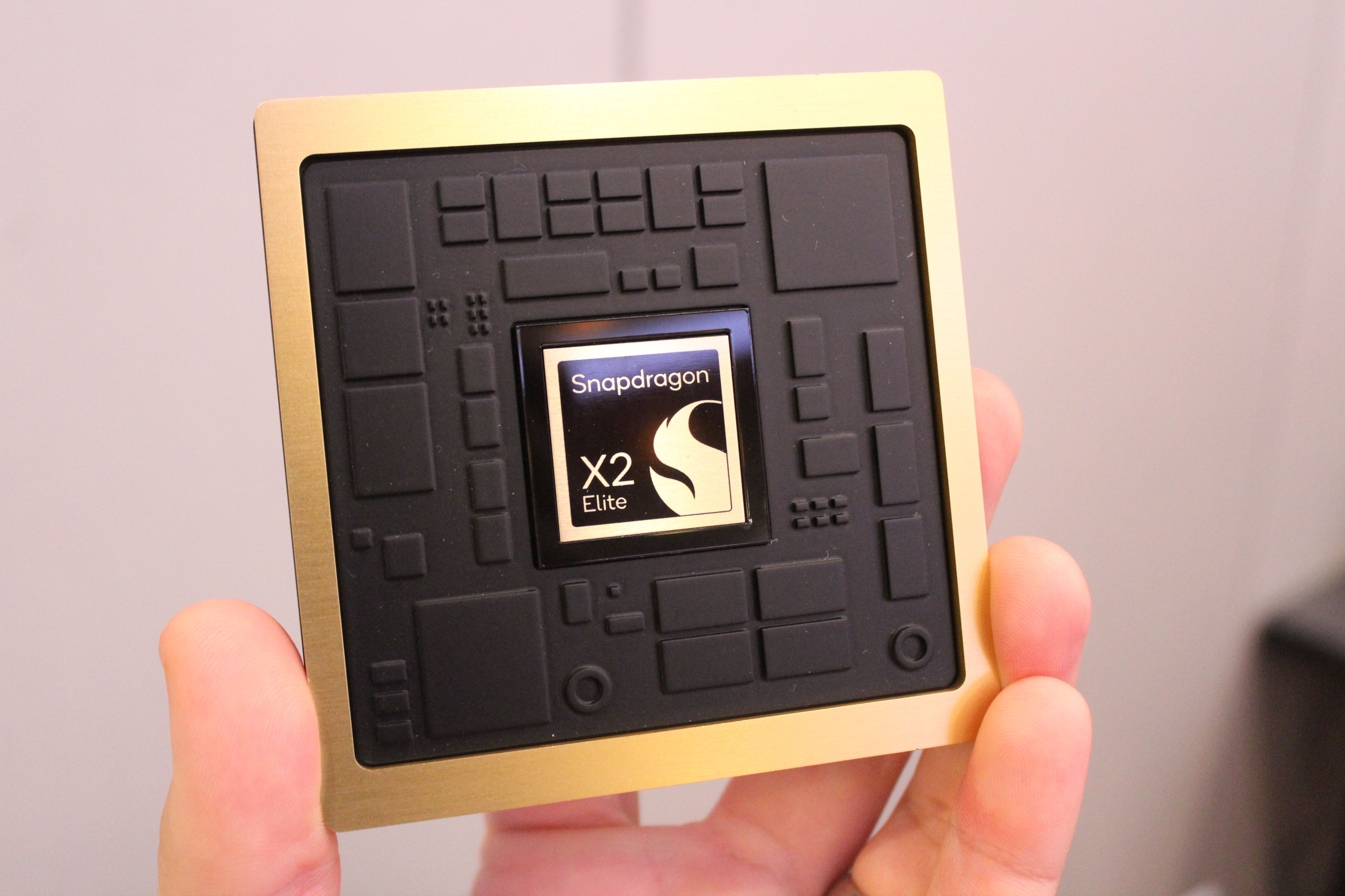 Qualcomm’s Snapdragon X2 Elite Extreme Performance Puts Pressure Back on Intel and Apple