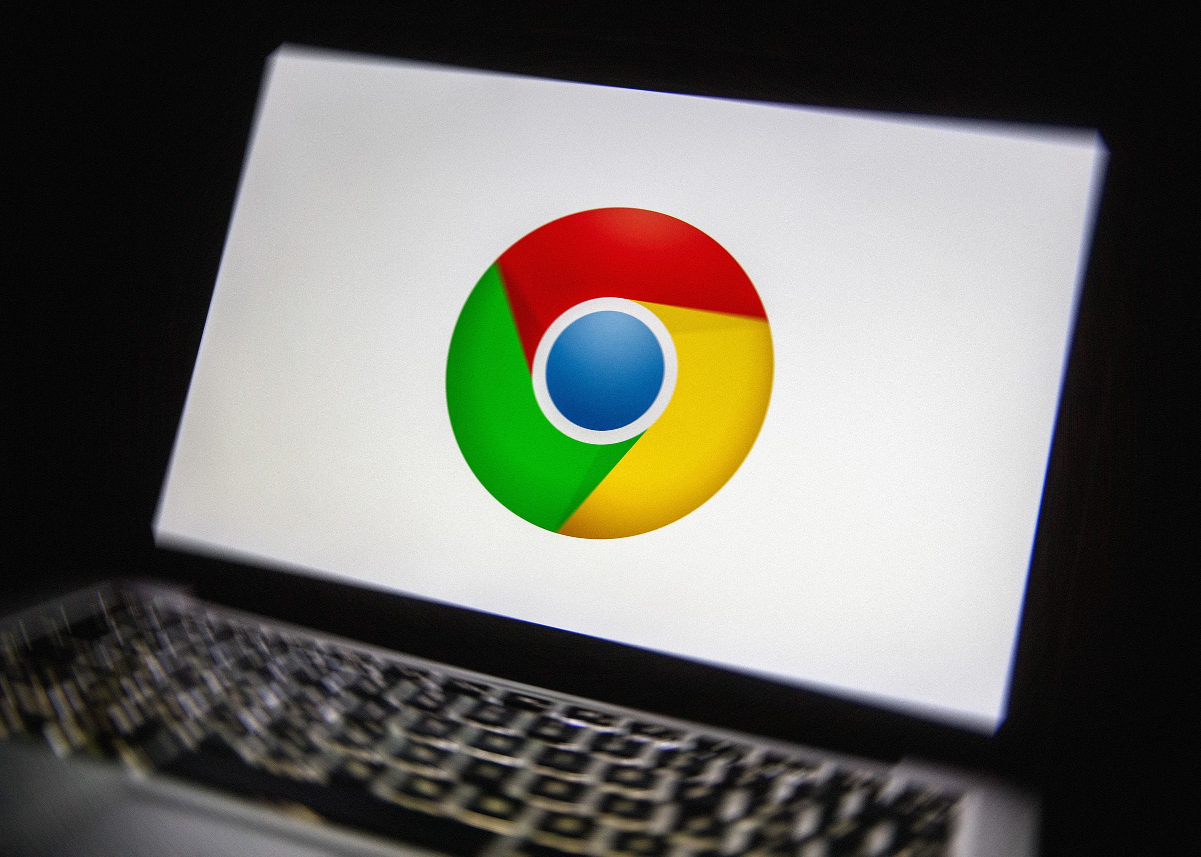 Keep Your Old Laptop Alive by Installing ChromeOS Flex